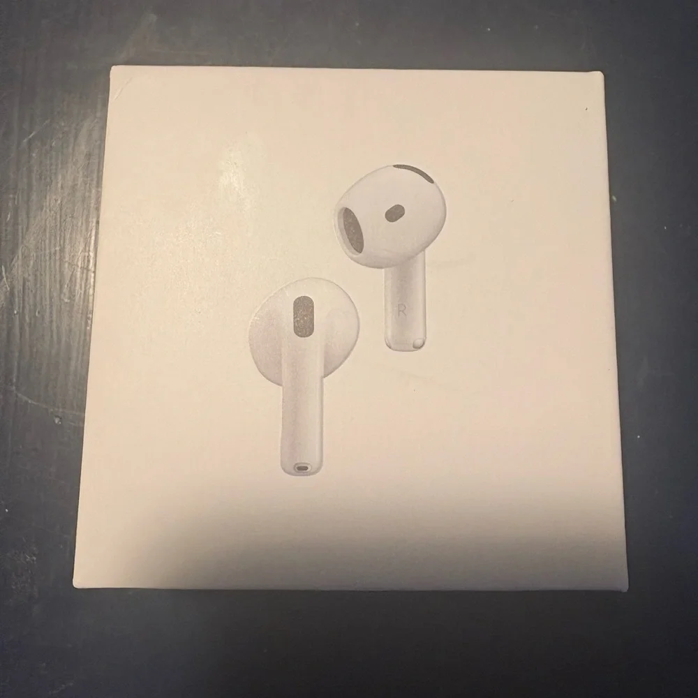 Apple AirPod 4s (SEND BEST OFFERS)